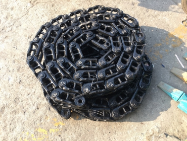 小(xiao)松(song)PC40链条