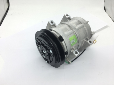 PC120-6E空调(diao)压缩机(ji)