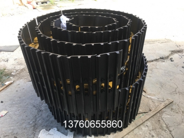 PC200 45节链条(tiao)总成