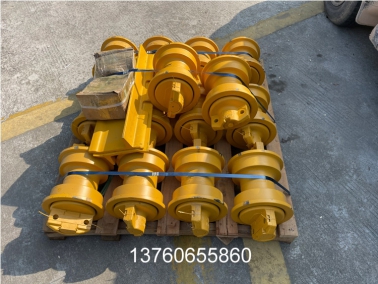 徐(xu)工T180F单(dan)边支重轮