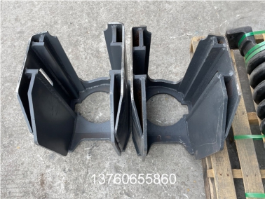 EX120引(yin)导轮前叉