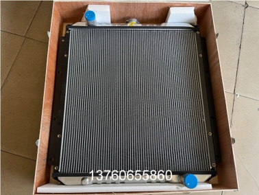 EX120-5挖(wa)掘机(ji)水箱