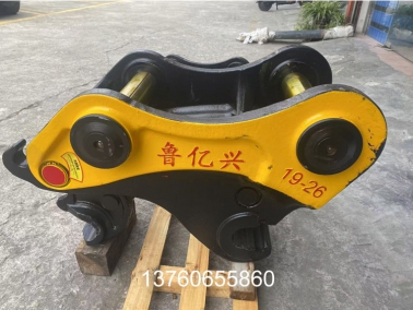 PC200铸(zhu)造液压式快换(huan)接头